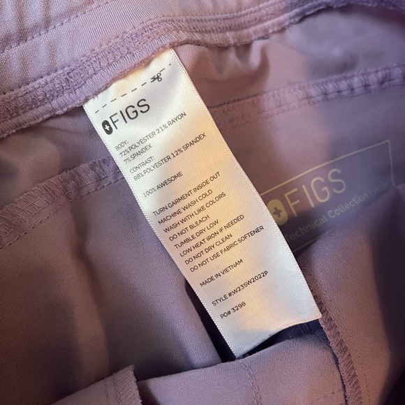 Figs Lavender dew Scrub Pants with Lime Drawstring - Picture 5 of 7